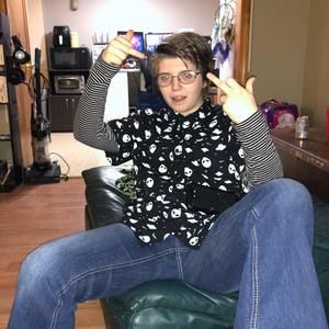 Meet your Posher, Tabitha